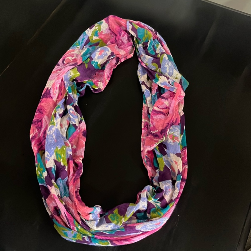 Infinity scarf